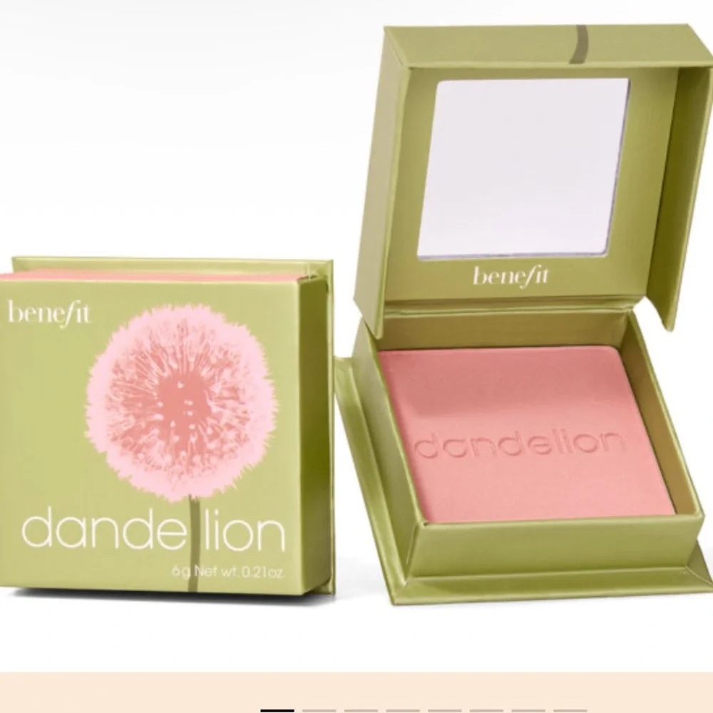 Benefit Dandelion Blush - Picture 2 of 6